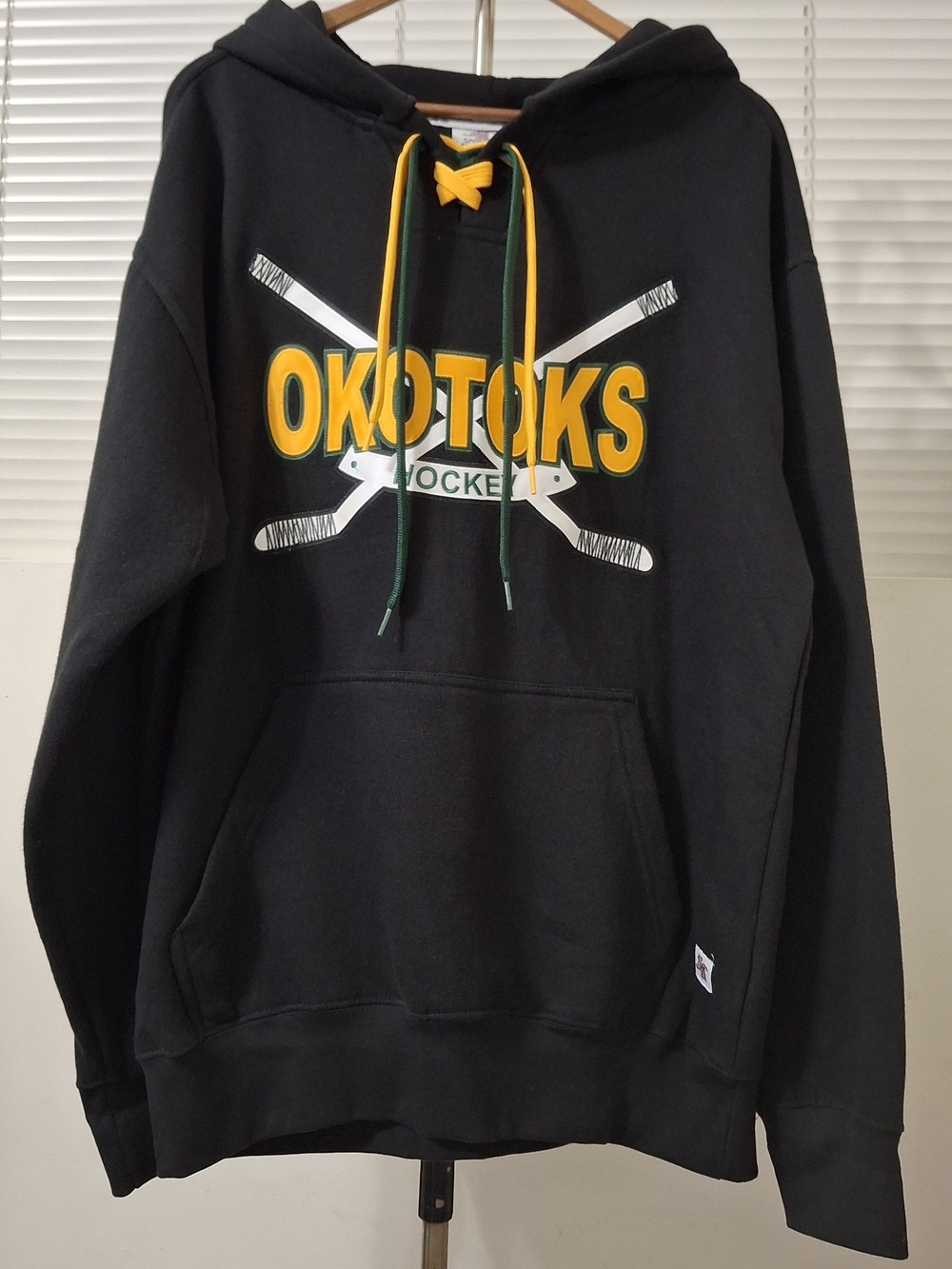 Sportco Authentic Okotoks Hockey Black Hoodie Sweatshirt Men's Size Medium M